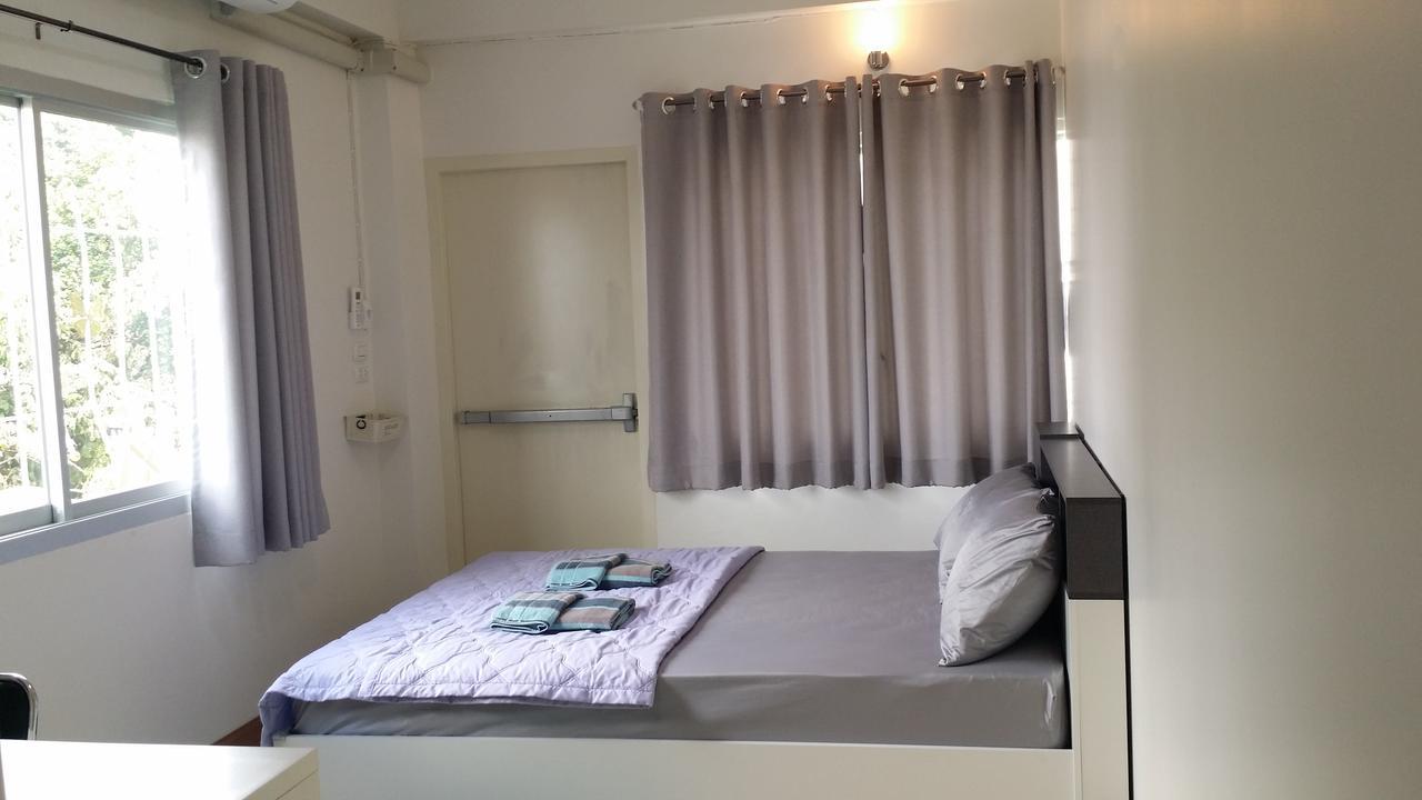 Sweet Pillow Hostel & Cafe Pak Kret Luaran gambar